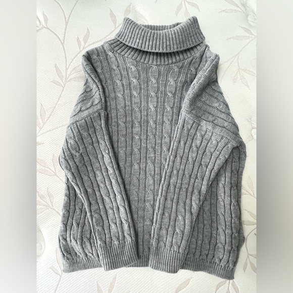 Two piece matching sweater and jogger lounge set - Picture 8 of 9